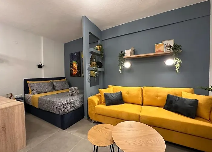 Apartament The Yellowblue Apartment, Downtown *